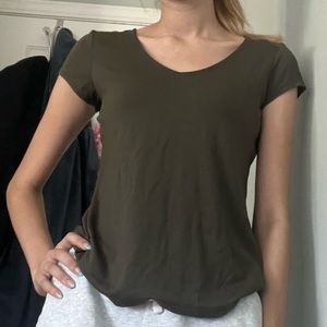 Dark green tee, size small